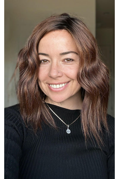 Wavy Textured Bob Wig Left Side View | HD Synthetic | 12” Lace Front + Mono Top | Heat-Friendly | Brunette Blend | Avg Cap