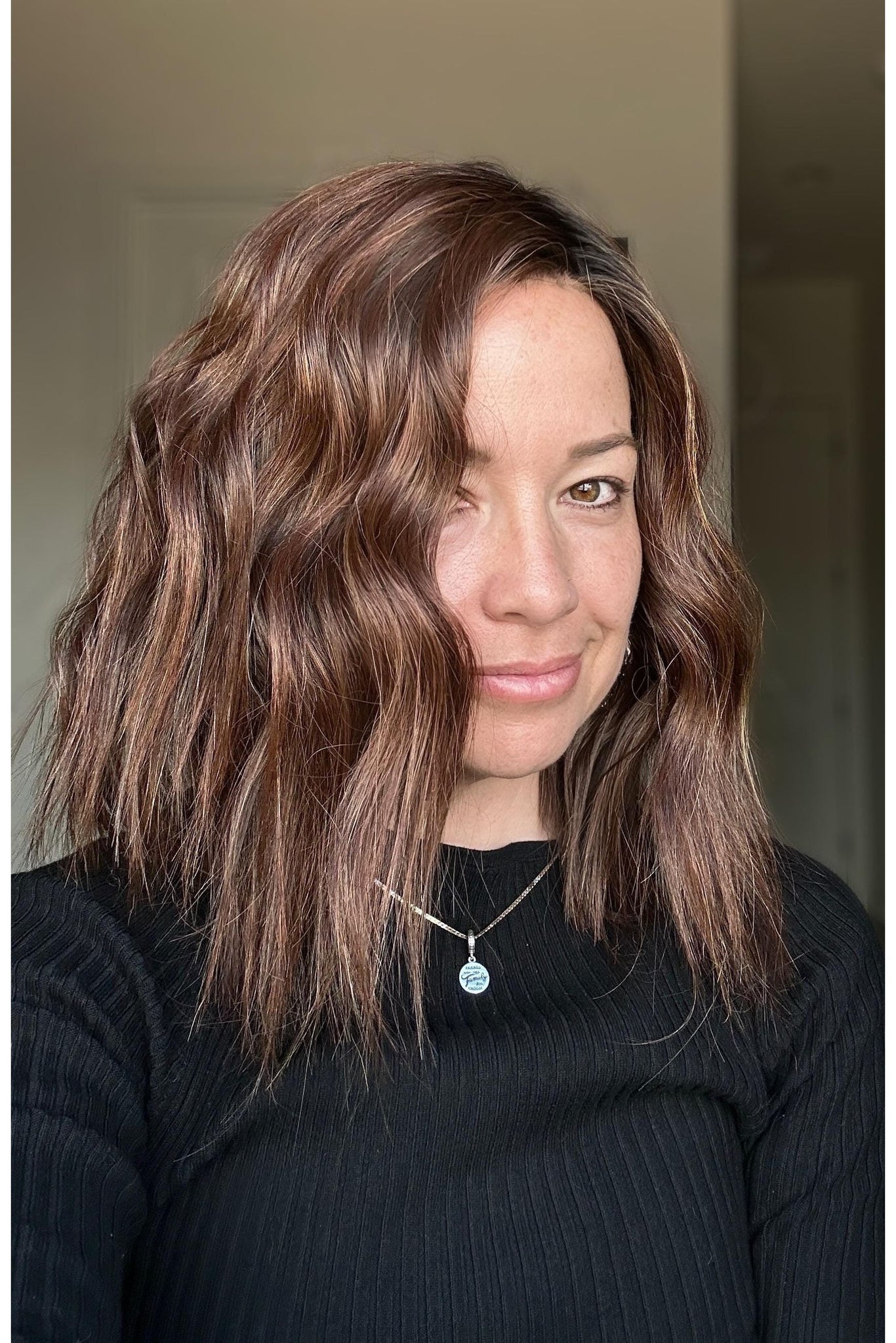 Wavy Textured Bob Wig Left Side View | HD Synthetic | 12” Lace Front + Mono Top | Heat-Friendly | Brunette Blend | Avg Cap