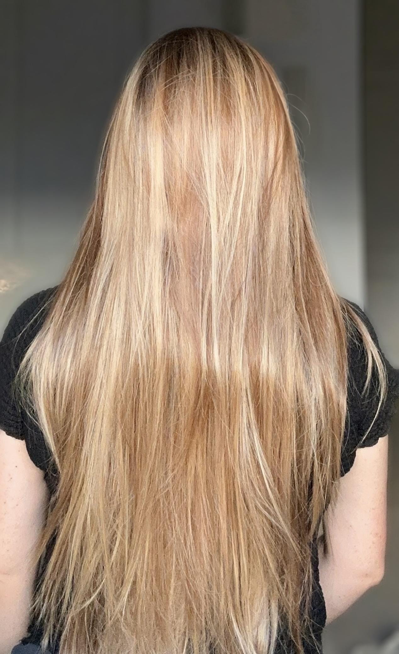 HD Synthetic Lace Front Wig – 30” Long | Futura Fiber | 130% Density | Heat-Resistant | Rooted Honey Blonde Balayage | Customizable Style