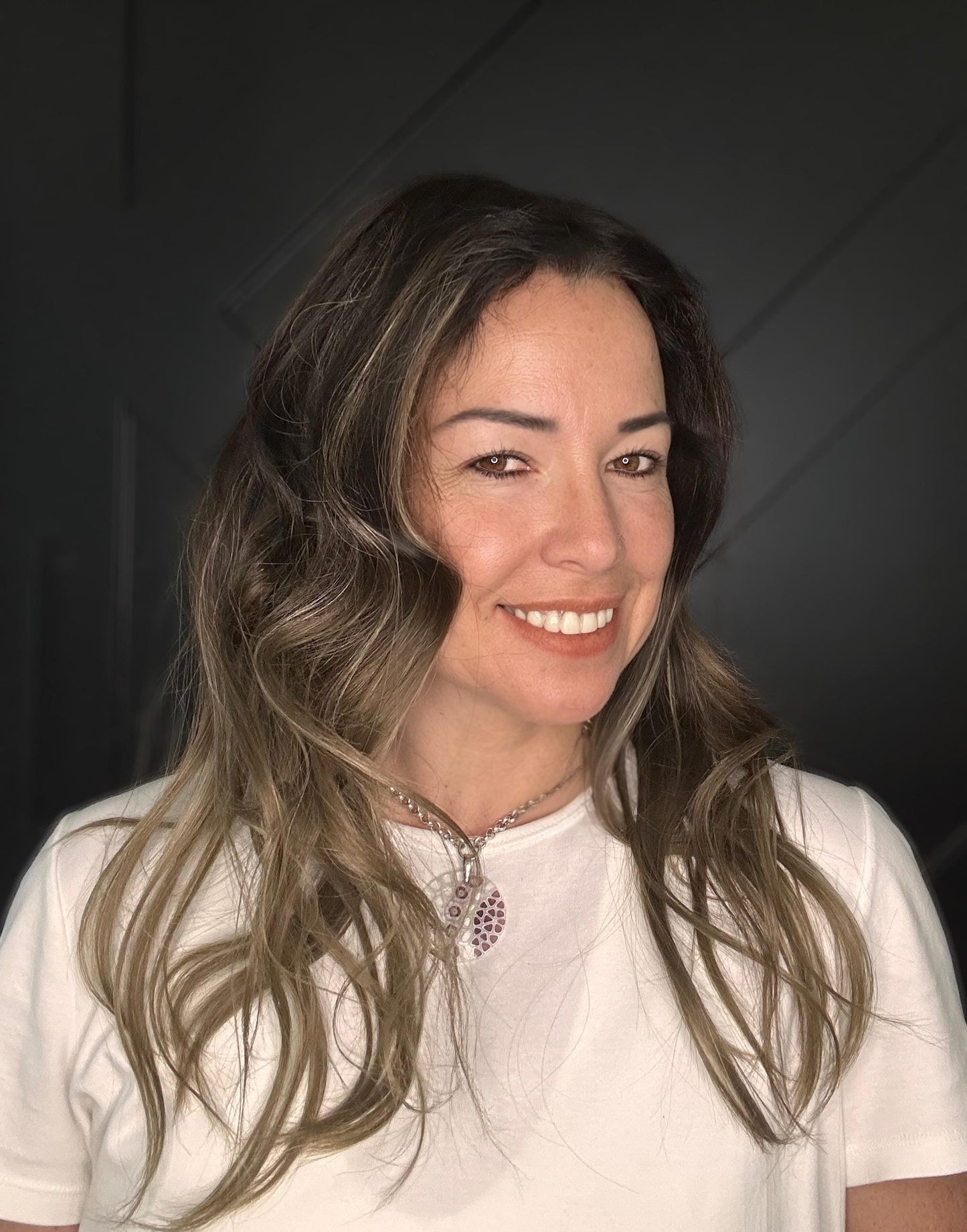 TESSA 22 Custom-Made Premium 9x9 Silk Topper | Layered Remy Human Hair | 180% Density | 22”