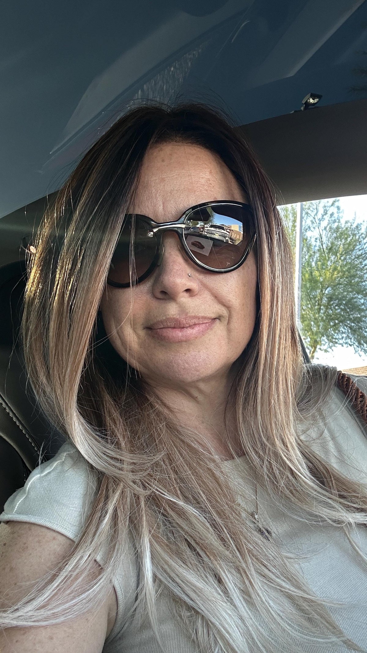 Wig Custom Remy Human Hair Lace Front Wig Custom Colored – Balayage Brunette to Blonde, 130-180% Density, 12"-22” Layered Cut