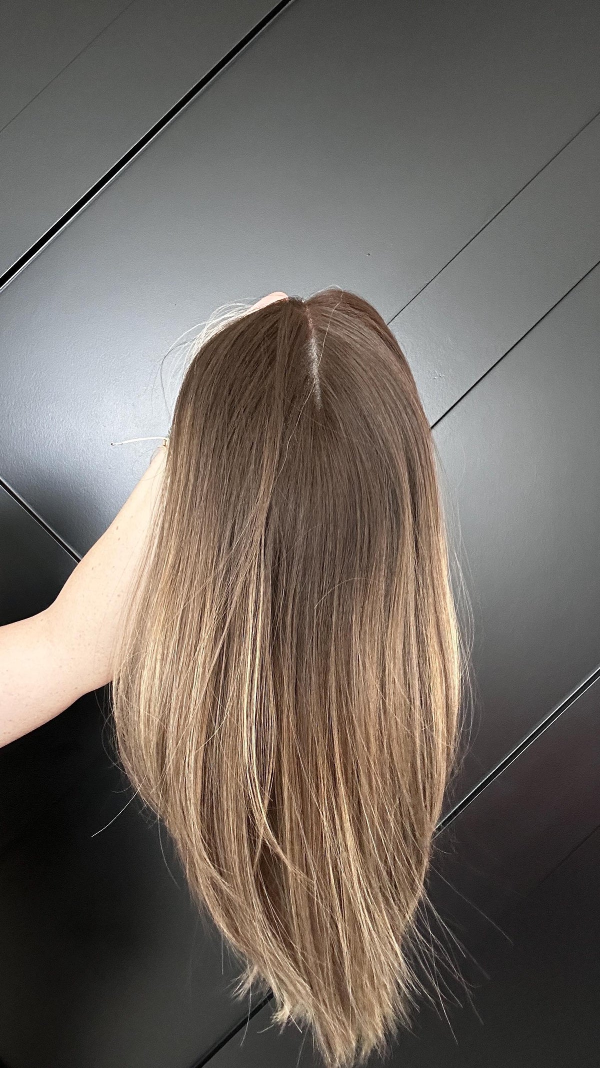 ANDREA 18 Ukrainian Human Hair Lace Front Wig — Balayage Subtle Blend, Medium Density, Glueless 18”