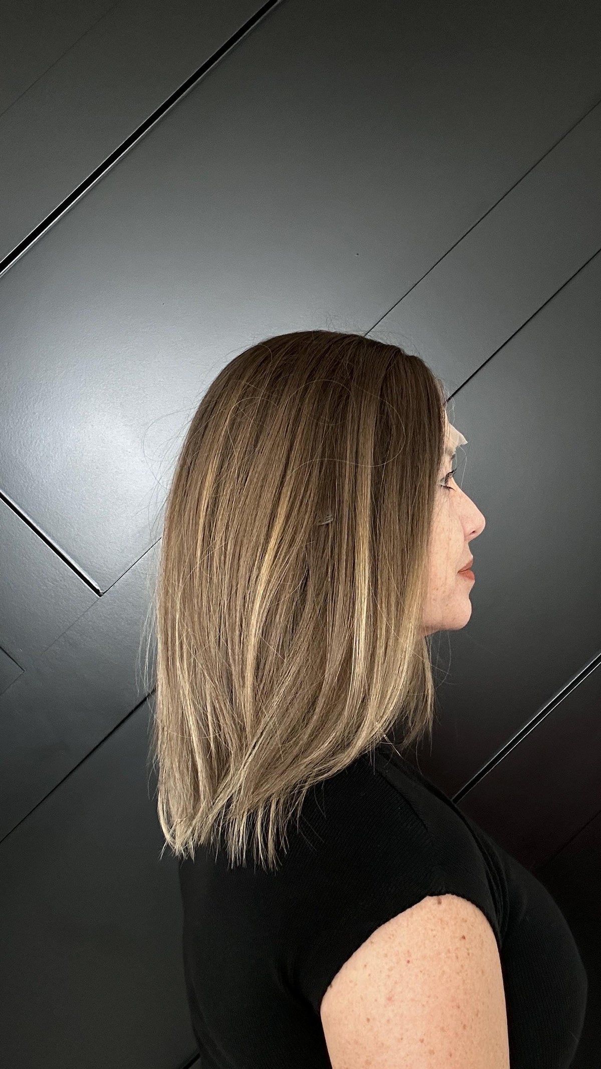 ANDREA 22 Ukrainian Human Hair Lace Front Wig — Balayage Subtle Blend, Medium Density, Glueless 22”