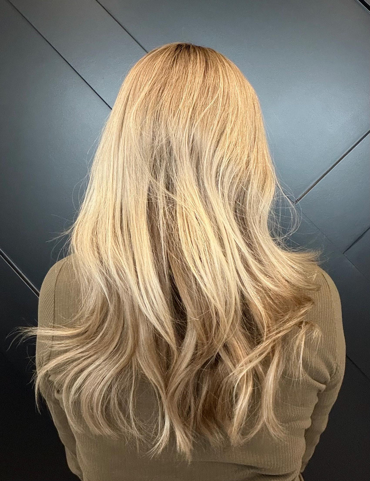 LEEN Layered Brazilian Virgin Human Hair Wig | Medium Density 5x5.5” Lace Top Wig | Honey Bronde | 18”-26” Bleached Knot