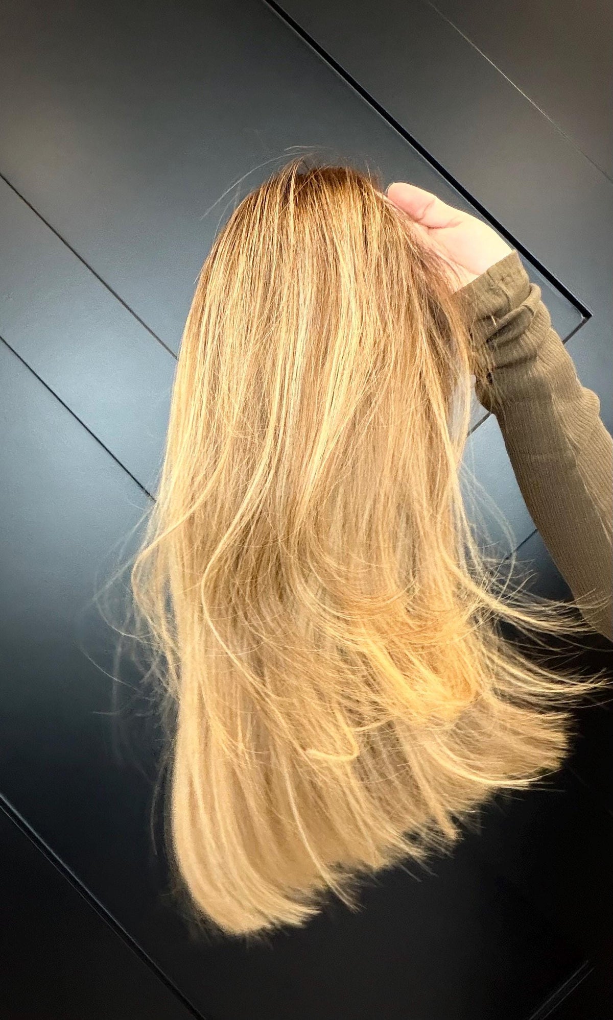 AMIRA Layered Brazilian Virgin Human Hair Wig | Medium Density 5x5.5” Lace Top Wig | Desert Honey Balayage | 14” Bleached Knot