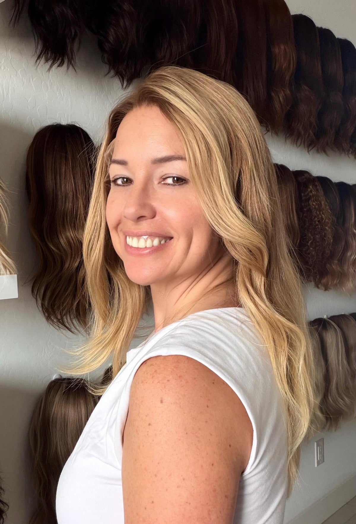 MOCHI Layered Brazilian Remy Human Hair Wig | Natural Density 5x5.5” Lace Top Wig | 18-28” Gloden Blonde Balayage.