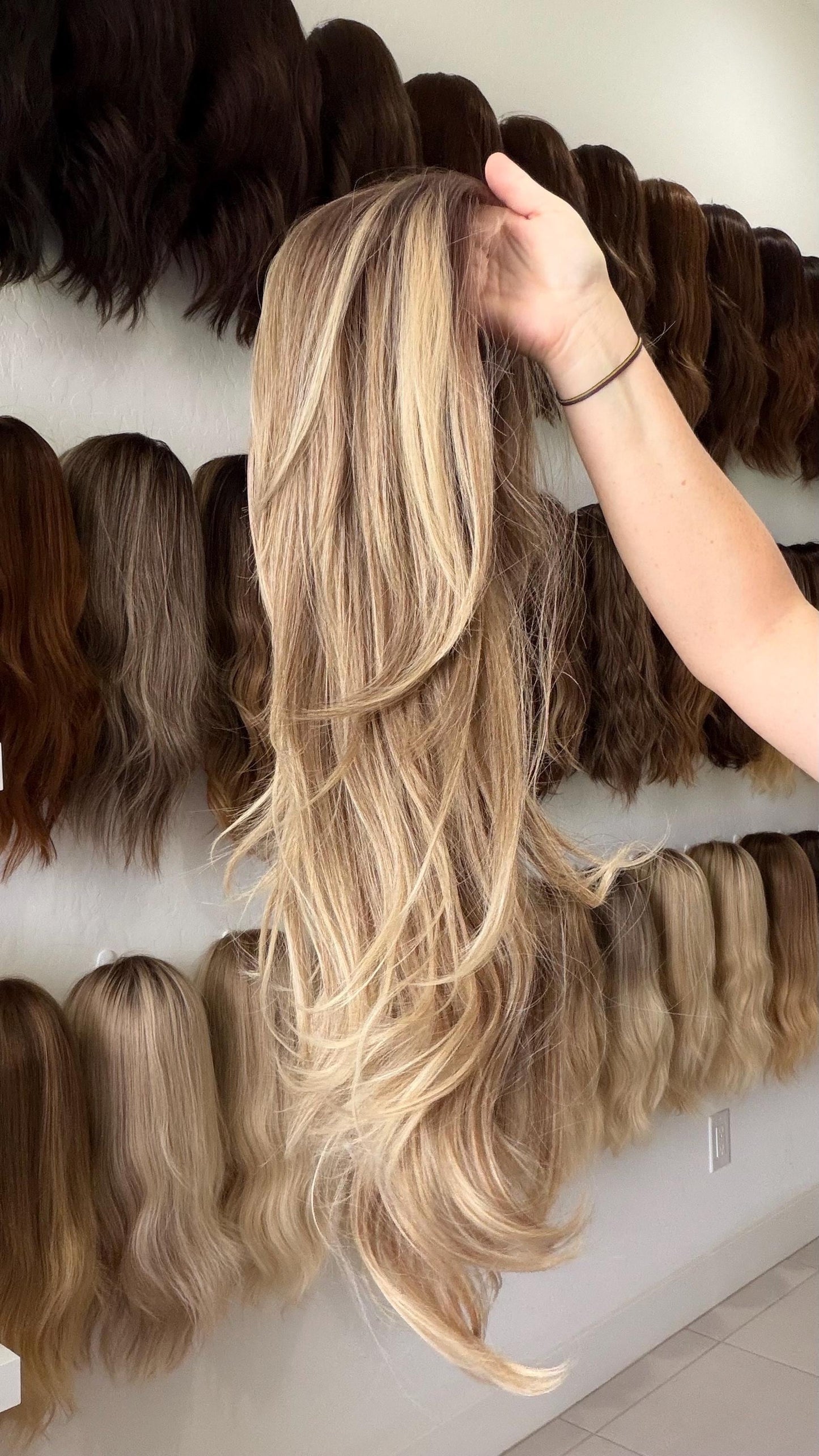 30" Lace Front Wig – Heat-Resistant Futura Fiber, Highlight Blonde Balayage Natural density Layered Haircut customization available CONDESA