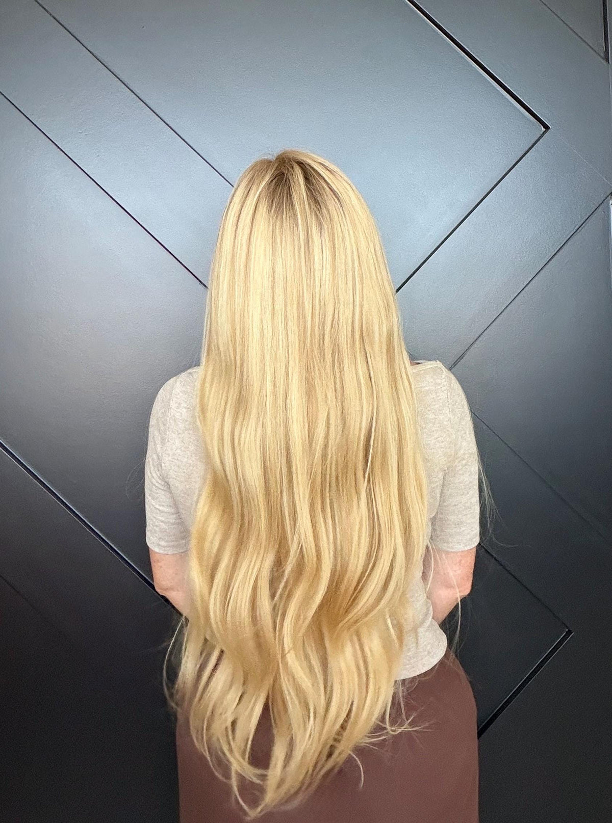 KIMMY Remy Human Hair Wig | HD Lace Front Wig | Blonde Balayage with Shadow Root | Bleached Knots | Natural Frontal Natural Density 26-32”