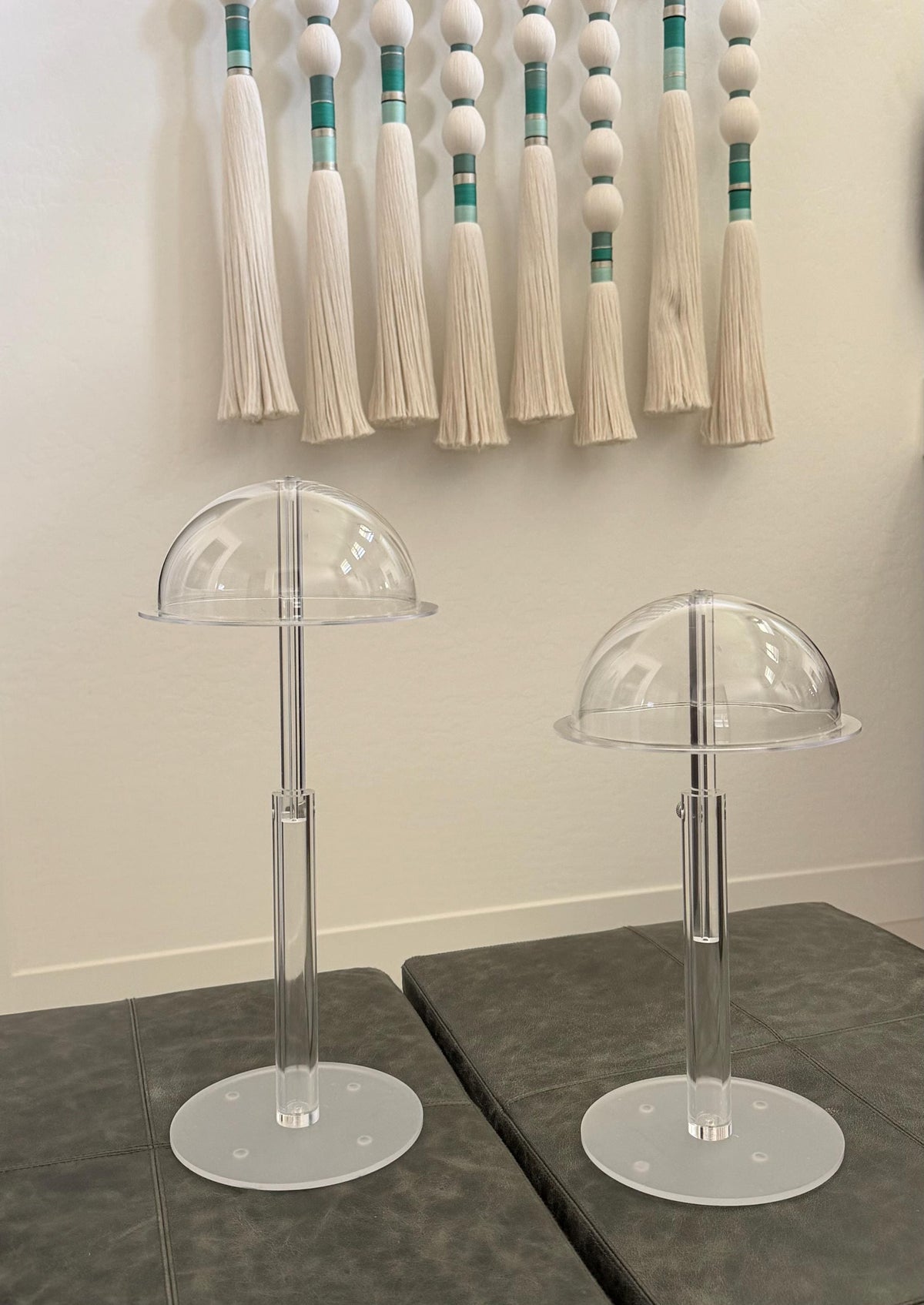 ONE Piece Wig acrylic stand for Storage & Drying | Holder for Human Hair and Synthetic Wigs | Space Saving Wig Organizer | Wig Not Included