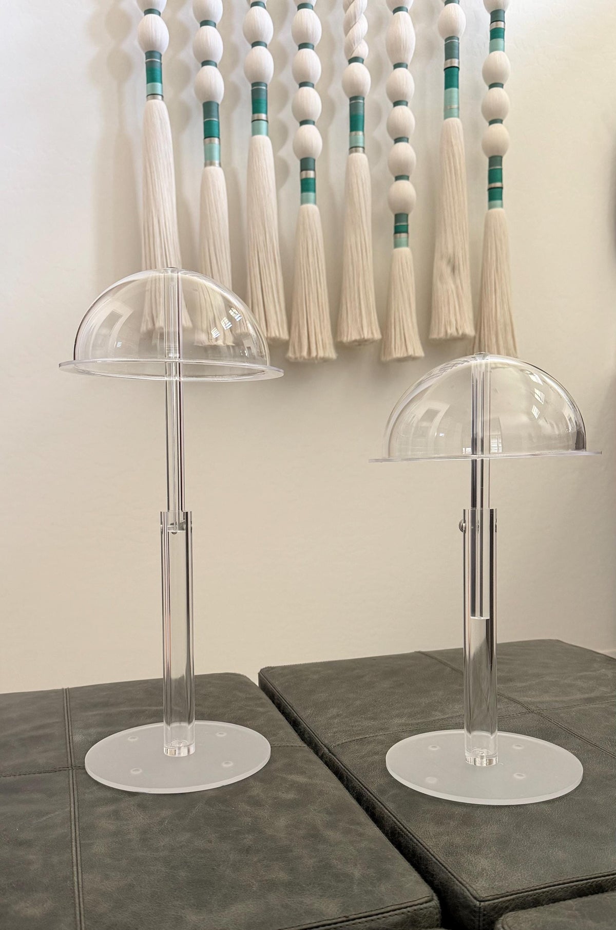 ONE Piece Wig acrylic stand for Storage & Drying | Holder for Human Hair and Synthetic Wigs | Space Saving Wig Organizer | Wig Not Included