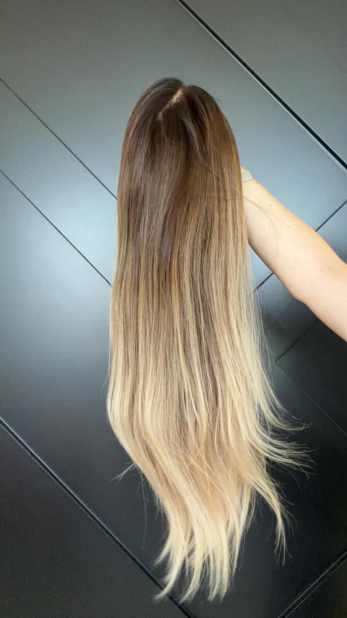 VEDATRI Layered Brazilian Remy Human Hair Wig | Natural Density 13x6 Lace Front Wig | Warm balayage Vtabs | 26-32” Bleached Knots